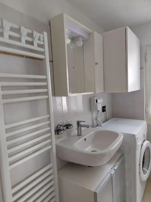 Casa Maghin , Appartamento Con Vista Prosto di Piuro 0*,  Italy